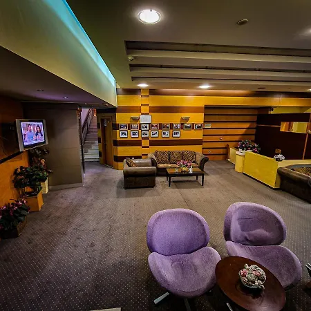 Tadz Hotel 4*