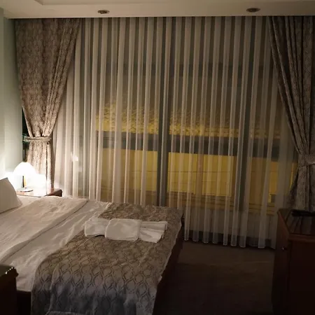 Tadz 4* Novi Pazar